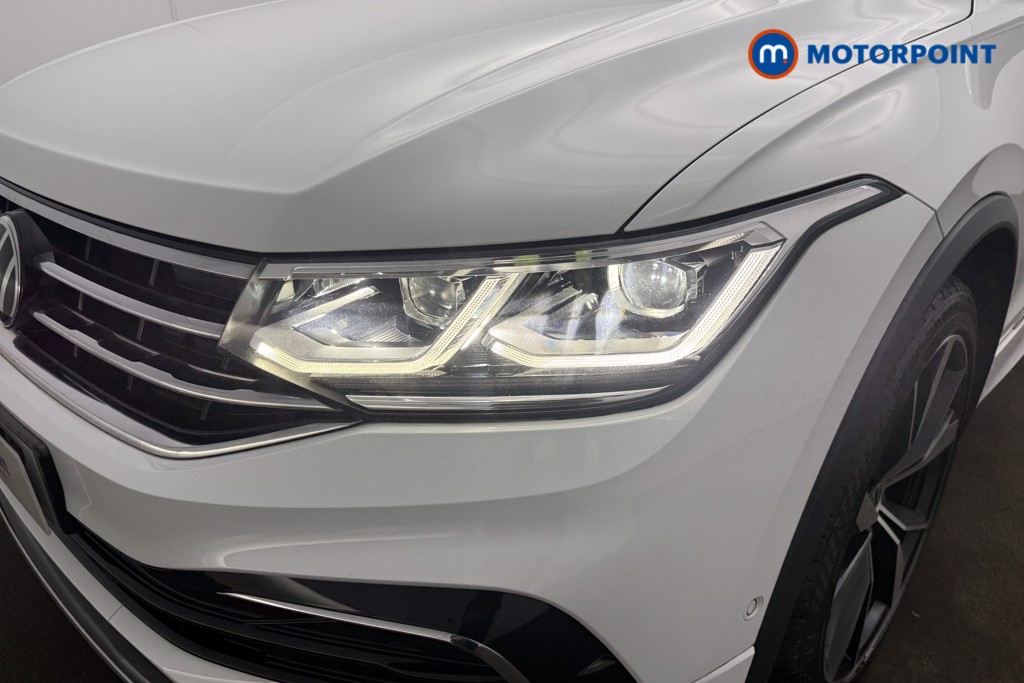 Volkswagen Tiguan R-Line Automatic Petrol SUV - Stock Number (1683129) - 24th supplementary image