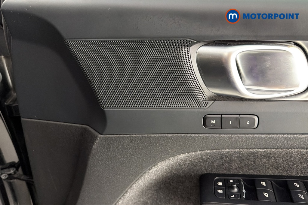 Volvo Xc40 Plus Black Edition Automatic Petrol SUV - Stock Number (1683257) - 21st supplementary image