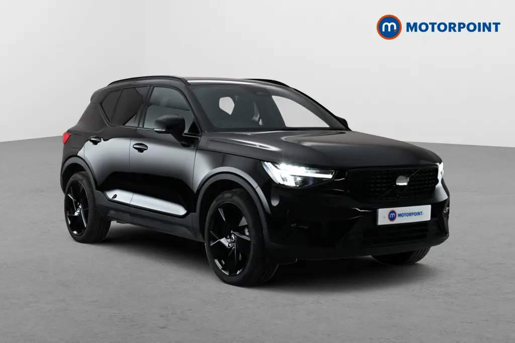 2025 Volvo XC40