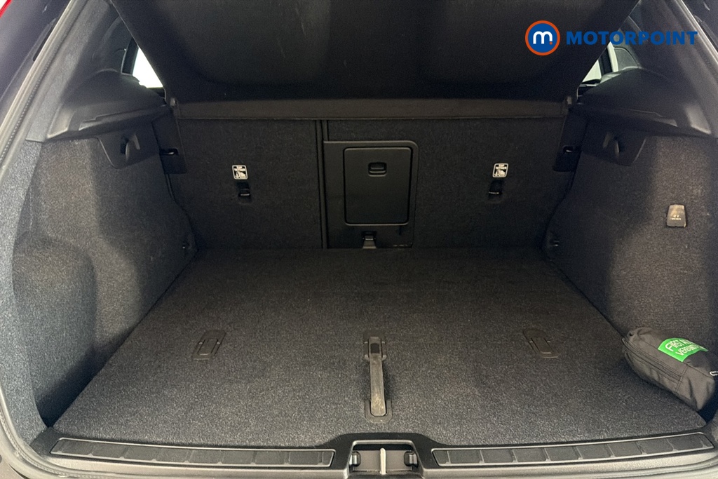 Volvo Xc40 Plus Black Edition Automatic Petrol SUV - Stock Number (1683257) - 30th supplementary image