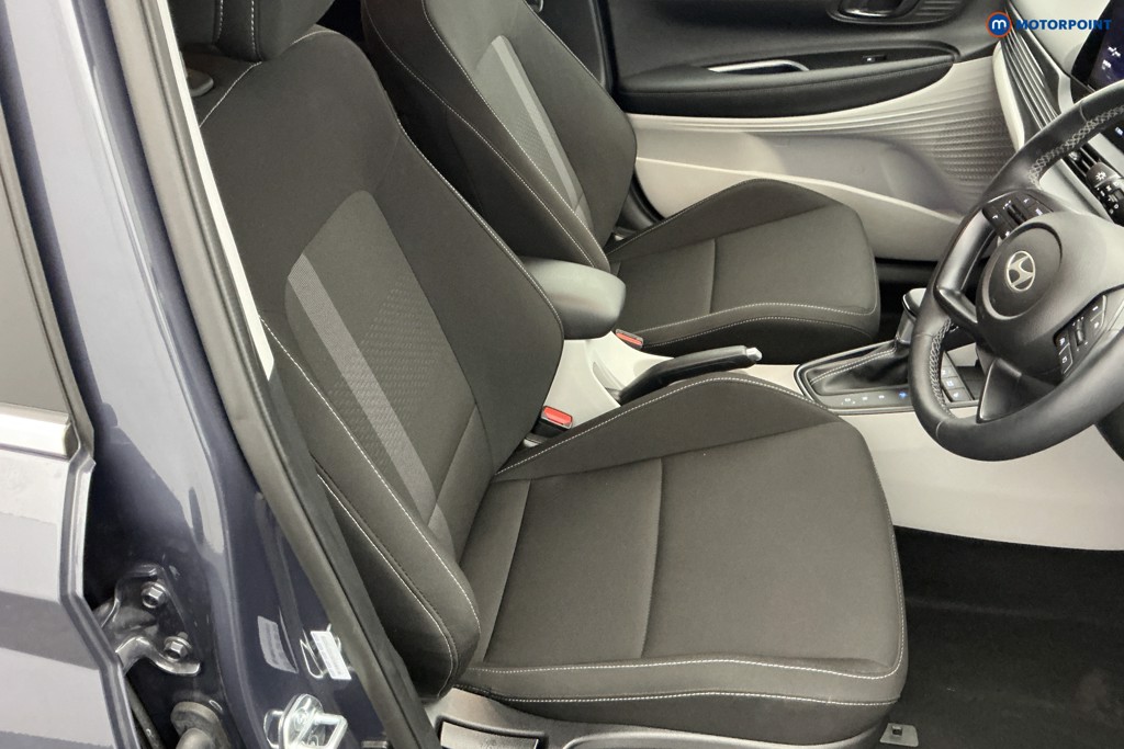 Hyundai I20 Tech Line Automatic Petrol Hatchback - Stock Number (1683282) - 5th supplementary image