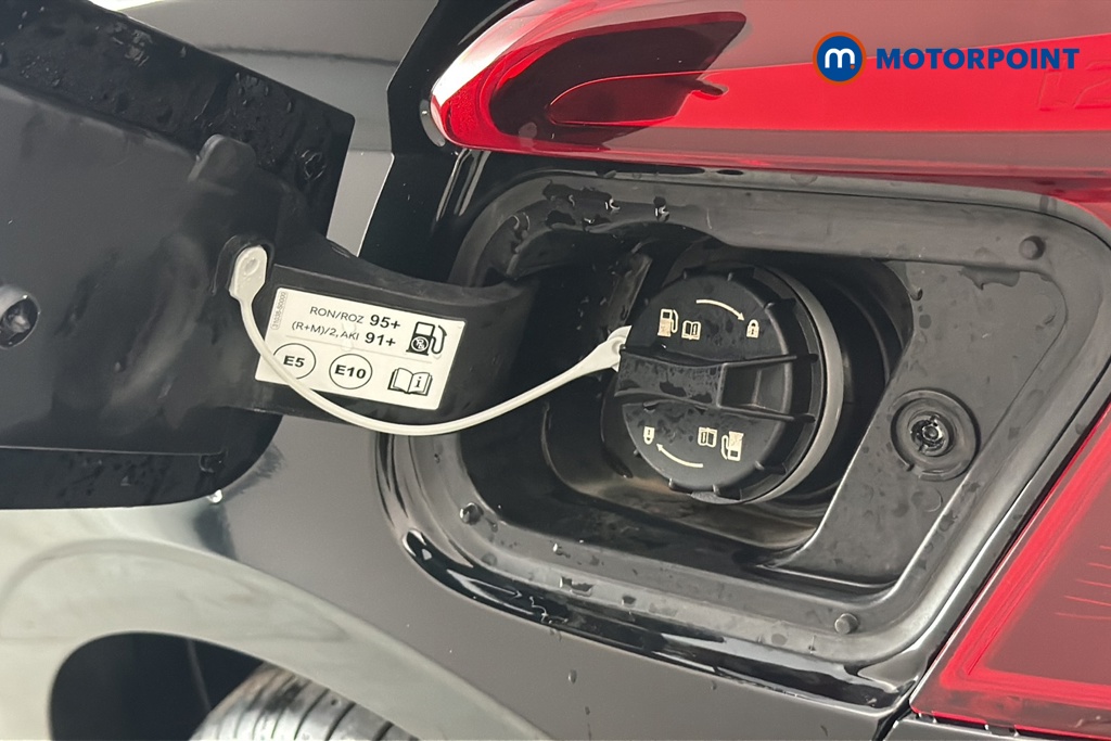 Hyundai I20 Tech Line Automatic Petrol Hatchback - Stock Number (1684688) - 41st supplementary image