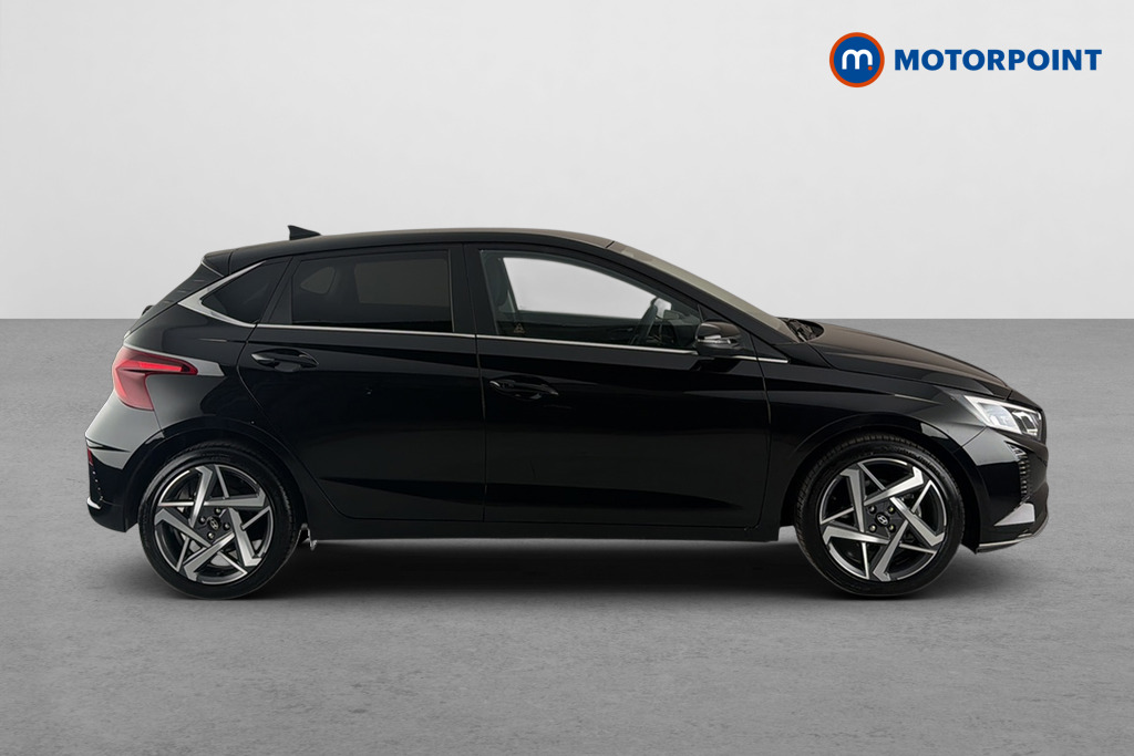 Hyundai I20 Tech Line Automatic Petrol Hatchback - Stock Number (1684688) - Passenger side