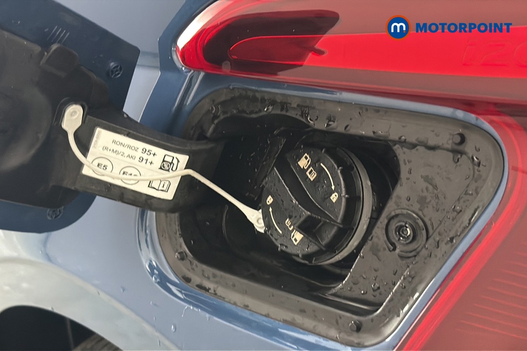 Hyundai I20 Tech Line Automatic Petrol Hatchback - Stock Number (1684696) - 41st supplementary image
