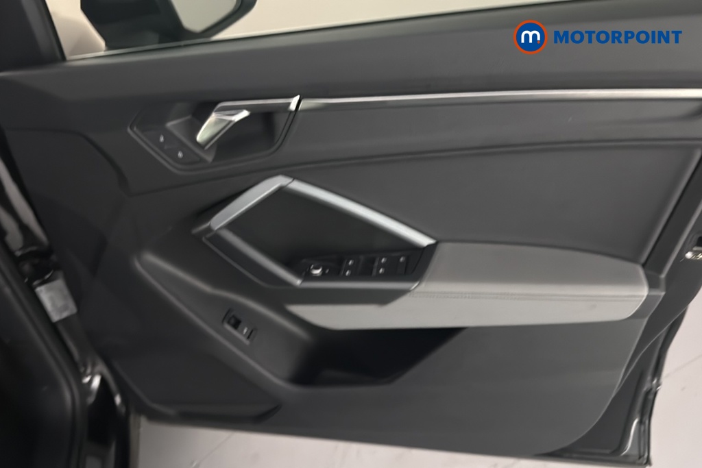 Audi Q3 S Line Manual Petrol SUV - Stock Number (1685006) - 18th supplementary image