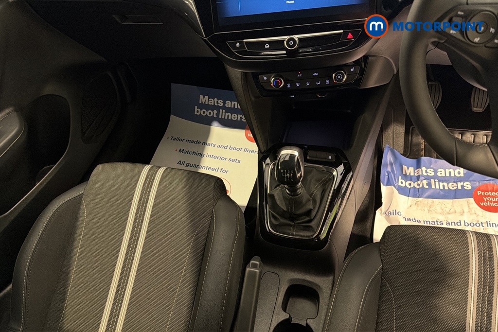 Vauxhall Corsa YES Manual Petrol Hatchback - Stock Number (1639767) - 15th supplementary image