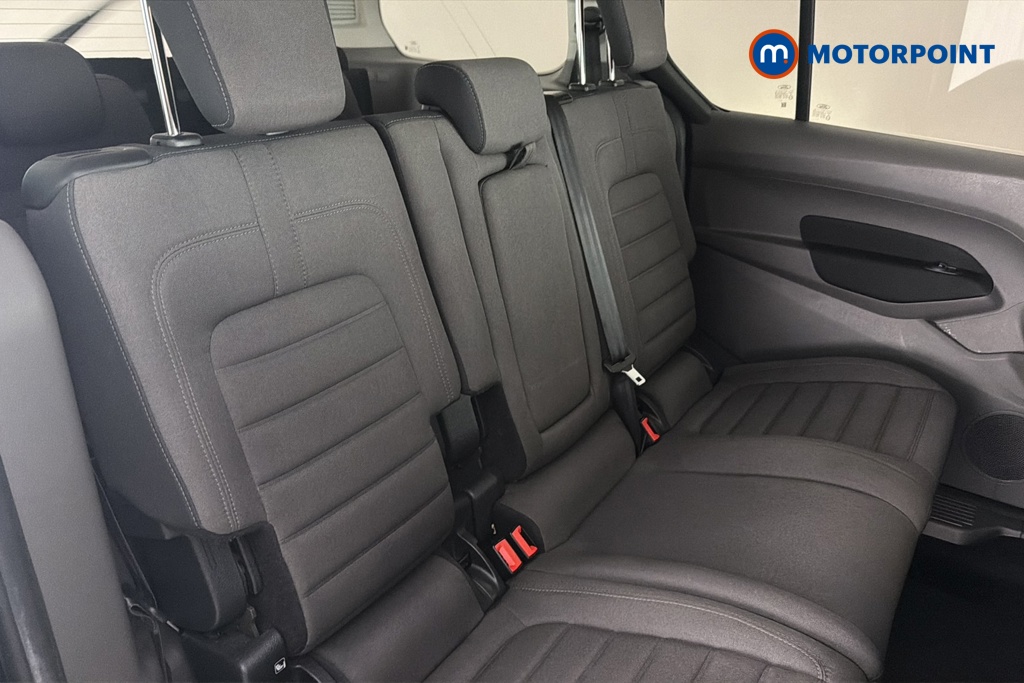 Ford Grand Tourneo Connect Titanium Manual Diesel People Carrier - Stock Number (1646566) - 25th supplementary image