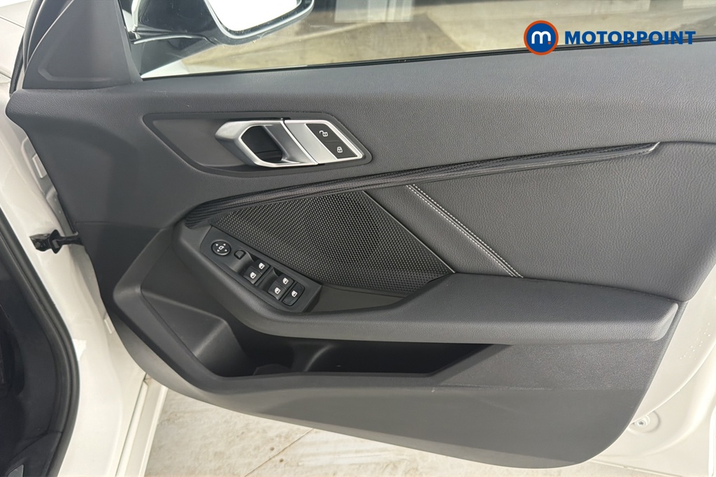 BMW 1 Series Sport Automatic Petrol Hatchback - Stock Number (1670092) - 18th supplementary image