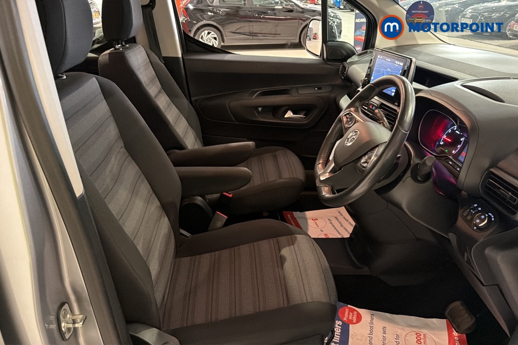 Vauxhall Combo Life Elite Automatic Diesel People Carrier - Stock Number (1671120) - 22nd supplementary image