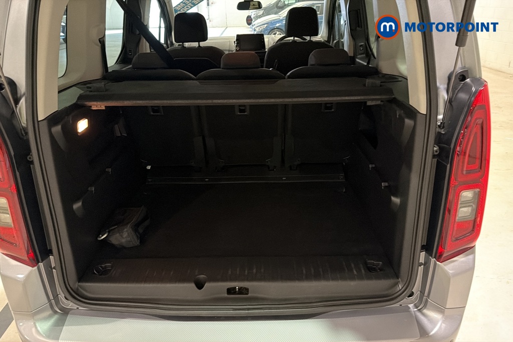 Vauxhall Combo Life Elite Automatic Diesel People Carrier - Stock Number (1671120) - 30th supplementary image