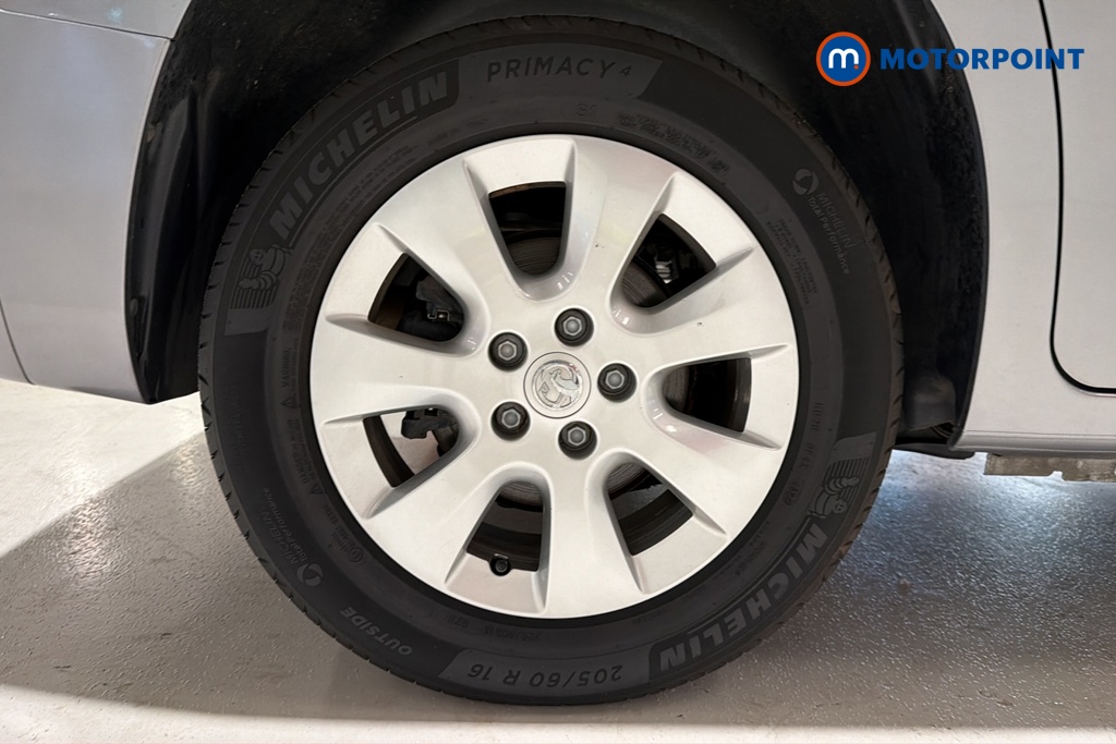 Vauxhall Combo Life Elite Automatic Diesel People Carrier - Stock Number (1671120) - 46th supplementary image