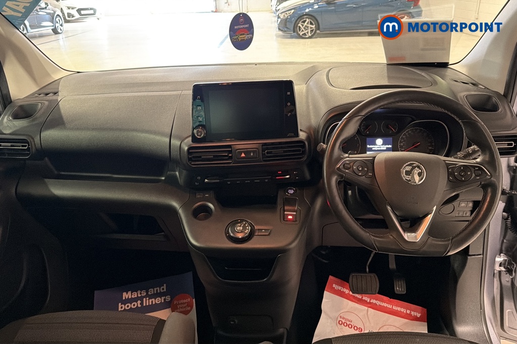 Vauxhall Combo Life Elite Automatic Diesel People Carrier - Stock Number (1671120) - 1st supplementary image