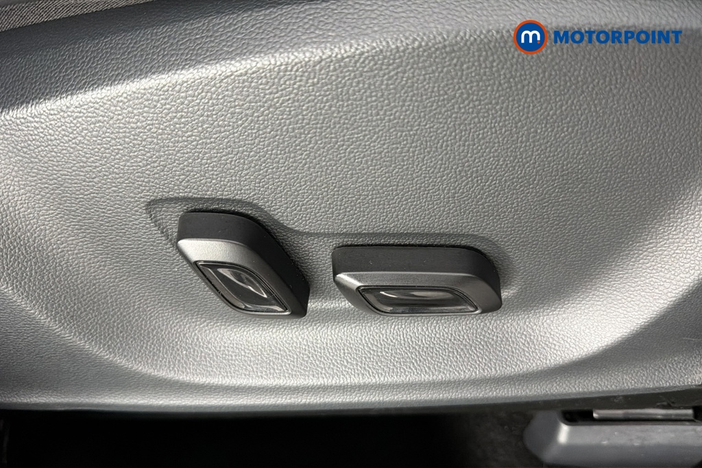 Mg Motor Uk ZS Exclusive Manual Petrol SUV - Stock Number (1677130) - 23rd supplementary image