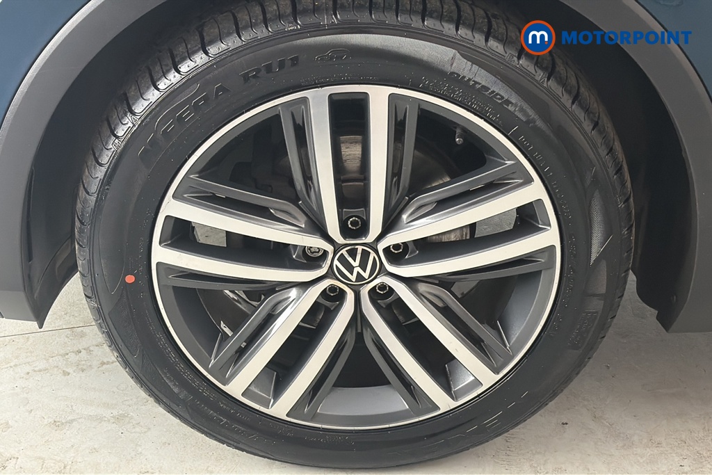 Volkswagen Tiguan Elegance Automatic Petrol SUV - Stock Number (1681615) - 44th supplementary image