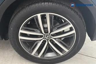 Volkswagen Tiguan Elegance Automatic Petrol SUV - Stock Number (1681615) - 45th supplementary image