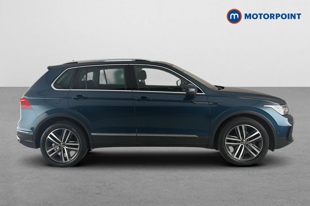 Volkswagen Tiguan Elegance Automatic Petrol SUV - Stock Number (1681615) - Passenger side