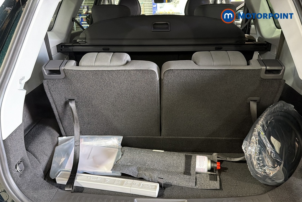 Chery Tiggo 8 Summit Automatic Petrol Plug-In Hybrid SUV - Stock Number (1682732) - 32nd supplementary image