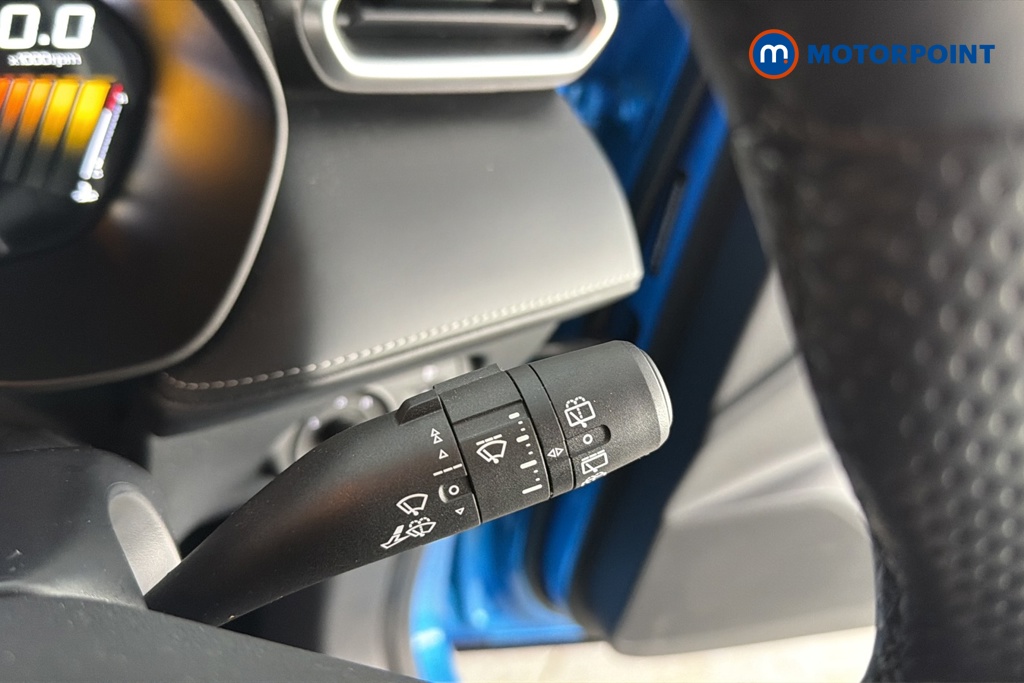 Mg Motor Uk ZS Trophy Automatic Petrol-Electric Hybrid SUV - Stock Number (1682901) - 6th supplementary image
