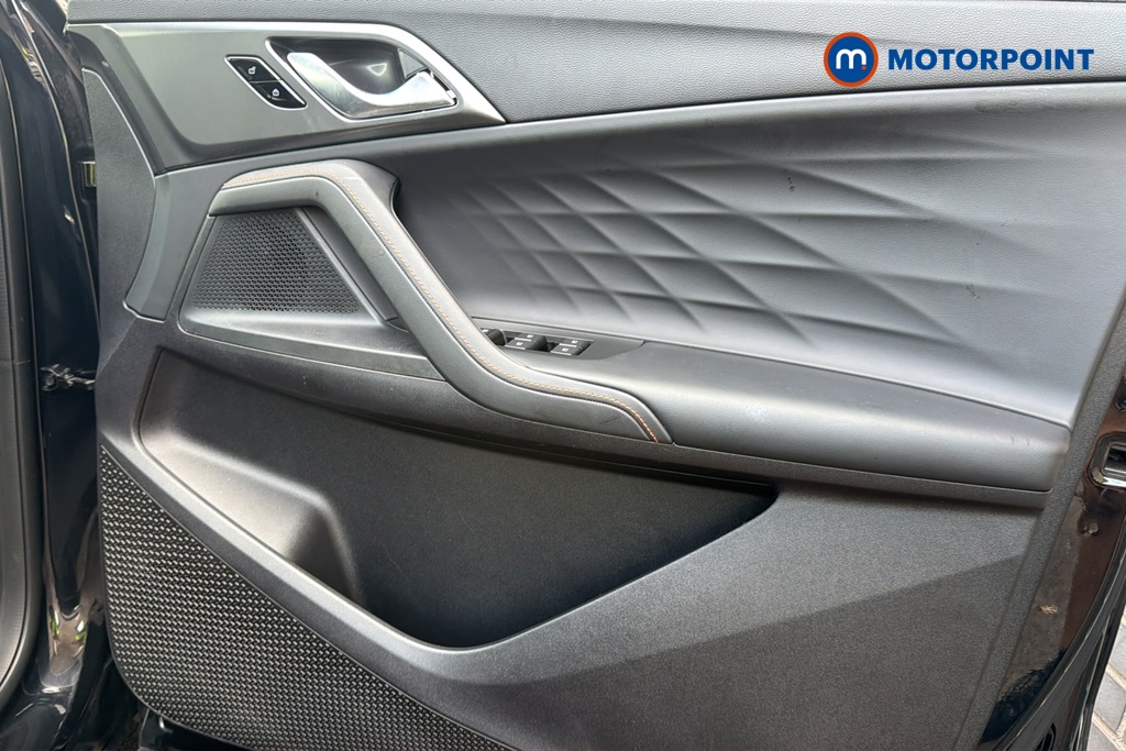Mg Motor Uk HS Trophy Automatic Petrol-Electric Hybrid SUV - Stock Number (1684389) - 18th supplementary image