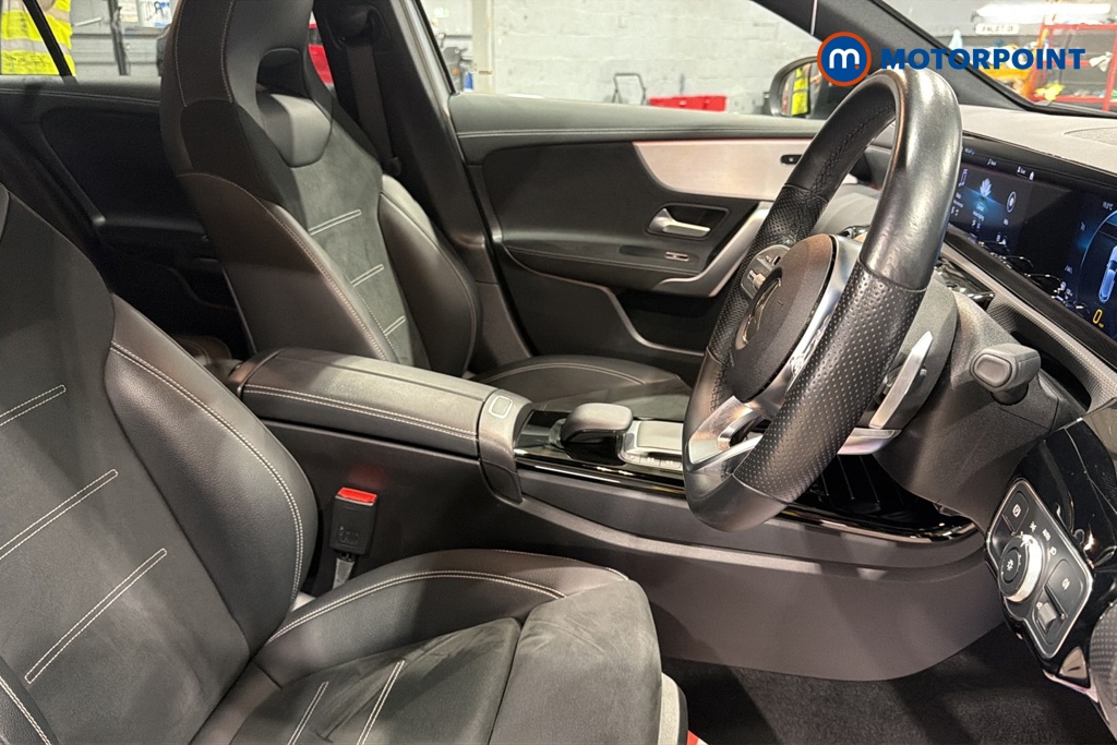 Mercedes-Benz A Class Amg Line Executive Edition Automatic Petrol Hatchback - Stock Number (1685228) - 22nd supplementary image