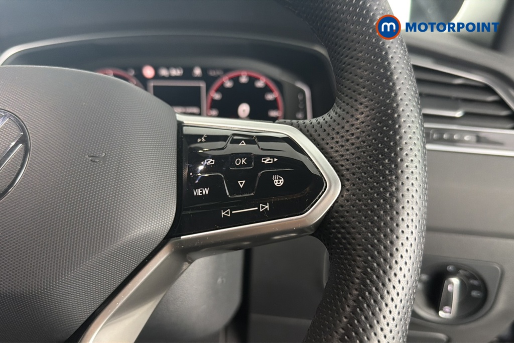 Volkswagen Tiguan R-Line Automatic Diesel SUV - Stock Number (1685309) - 3rd supplementary image