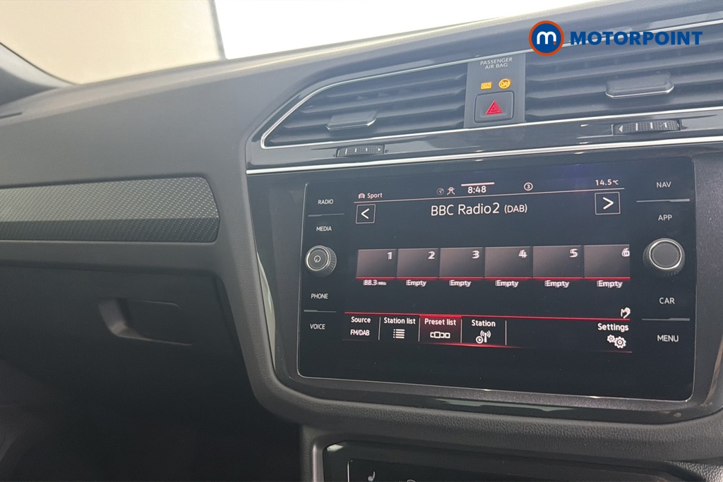 Volkswagen Tiguan R-Line Automatic Diesel SUV - Stock Number (1685309) - 8th supplementary image