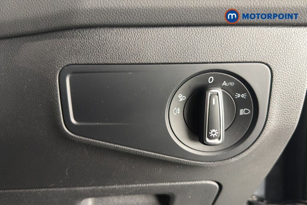 Volkswagen Tiguan R-Line Automatic Diesel SUV - Stock Number (1685309) - 11th supplementary image