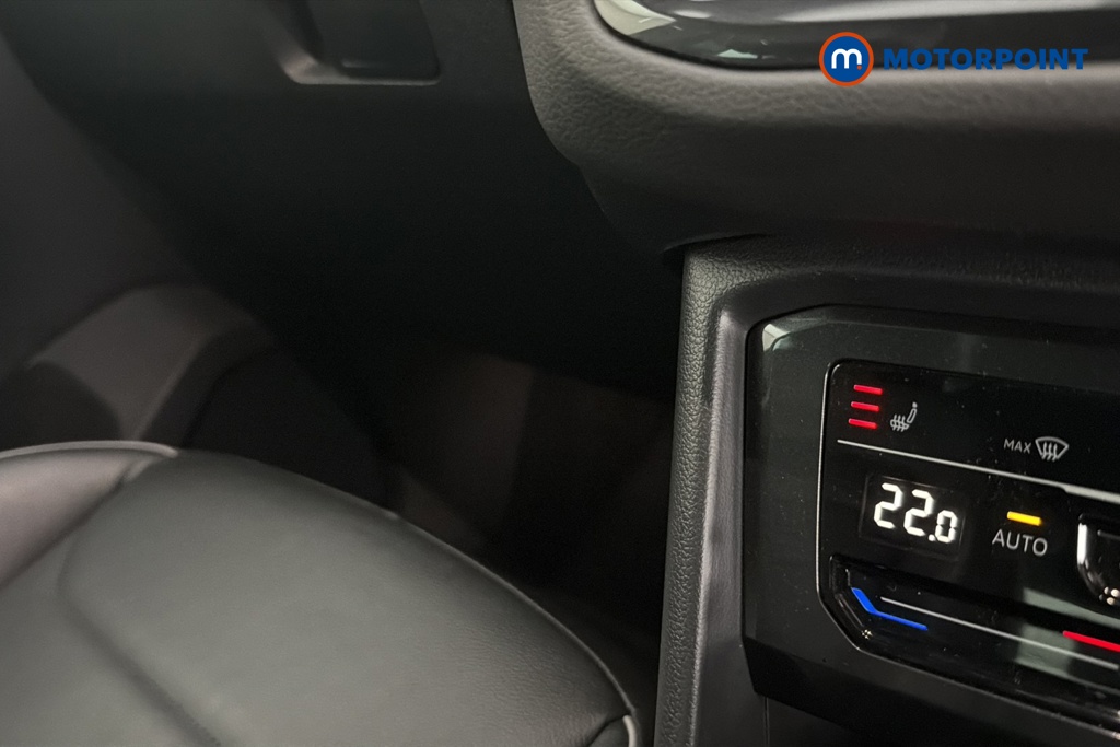 Volkswagen Tiguan R-Line Automatic Diesel SUV - Stock Number (1685309) - 14th supplementary image
