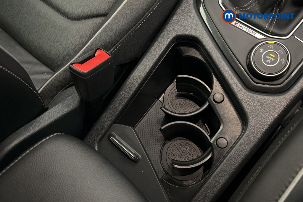 Volkswagen Tiguan R-Line Automatic Diesel SUV - Stock Number (1685309) - 16th supplementary image