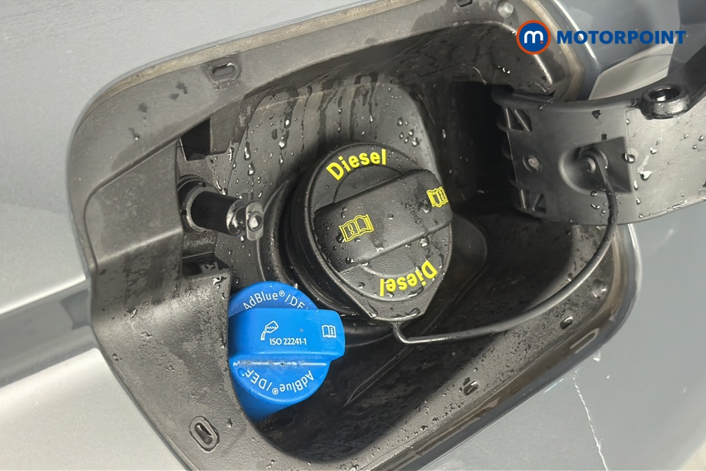 Volkswagen Tiguan R-Line Automatic Diesel SUV - Stock Number (1685309) - 41st supplementary image