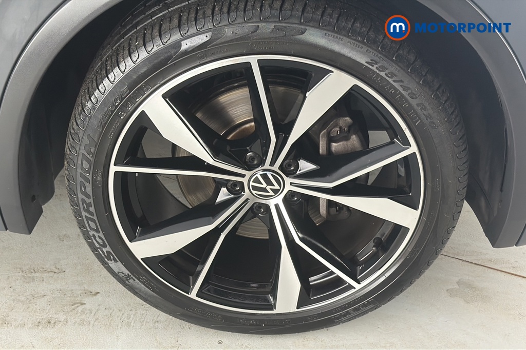 Volkswagen Tiguan R-Line Automatic Diesel SUV - Stock Number (1685309) - 47th supplementary image