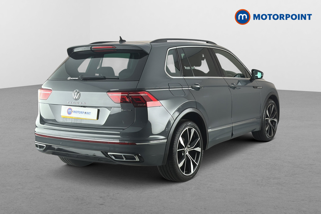 Volkswagen Tiguan R-Line Automatic Diesel SUV - Stock Number (1685309) - Passenger side rear corner