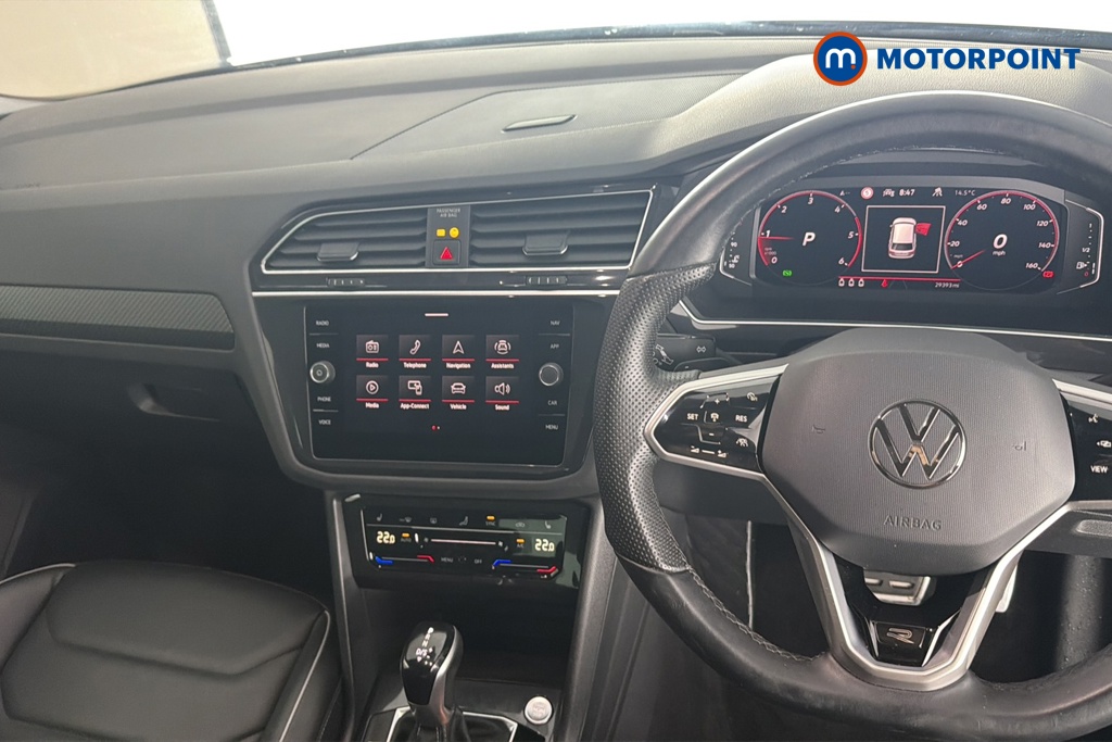 Volkswagen Tiguan R-Line Automatic Diesel SUV - Stock Number (1685309) - 1st supplementary image