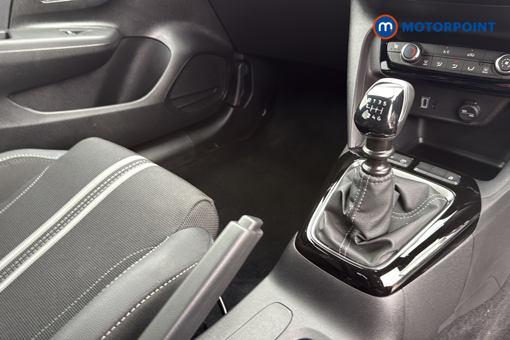 Vauxhall Corsa YES Manual Petrol Hatchback - Stock Number (1639778) - 15th supplementary image