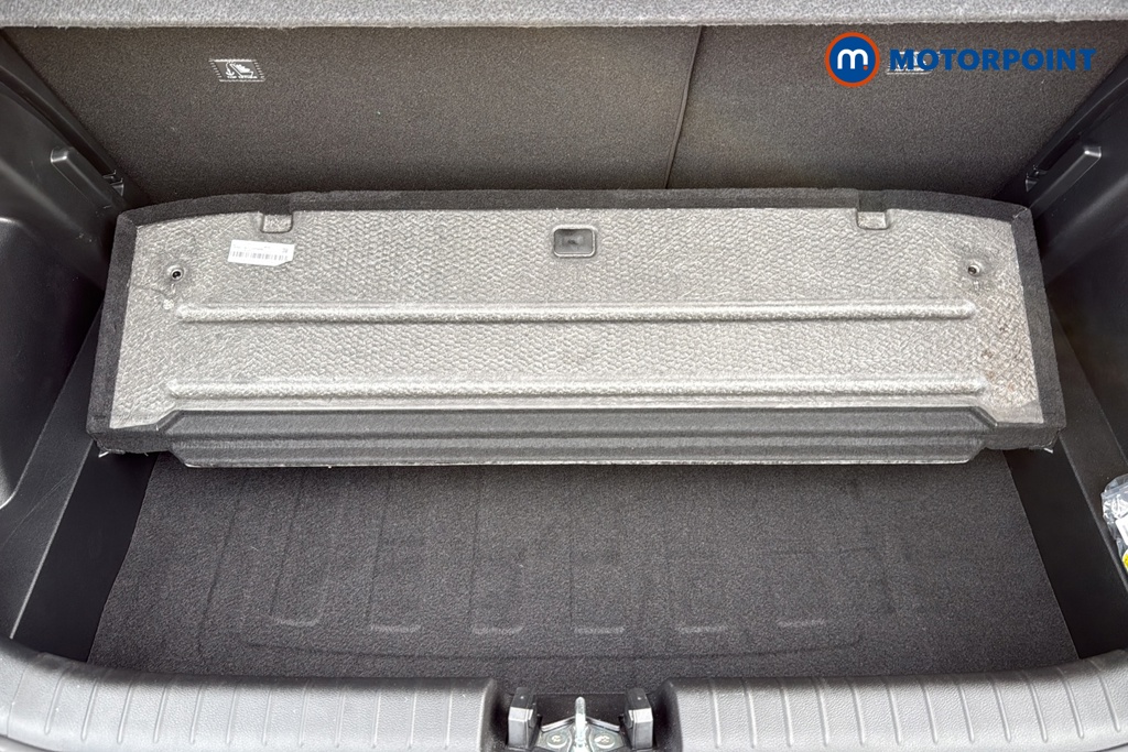 Hyundai I20 Tech Line Automatic Petrol Hatchback - Stock Number (1683594) - 33rd supplementary image