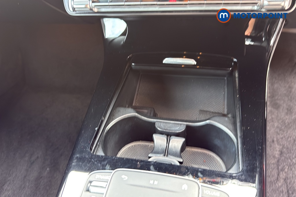 Mercedes-Benz A Class Amg Line Executive Edition Automatic Petrol Hatchback - Stock Number (1683715) - 16th supplementary image