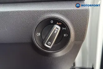 Volkswagen T-Roc R-Line Manual Petrol SUV - Stock Number (1684663) - 11th supplementary image