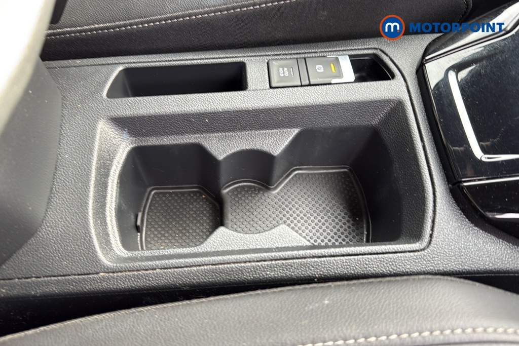 Volkswagen T-Roc R-Line Manual Petrol SUV - Stock Number (1684663) - 16th supplementary image