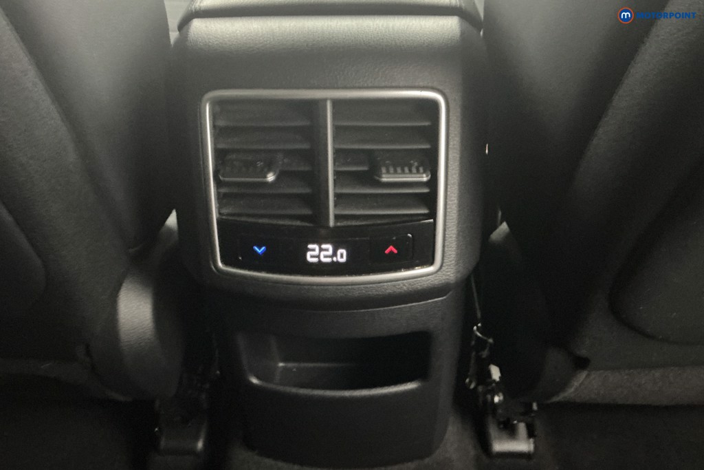 KIA Sportage 3 Automatic Petrol-Electric Hybrid SUV - Stock Number (1578744) - 9th supplementary image