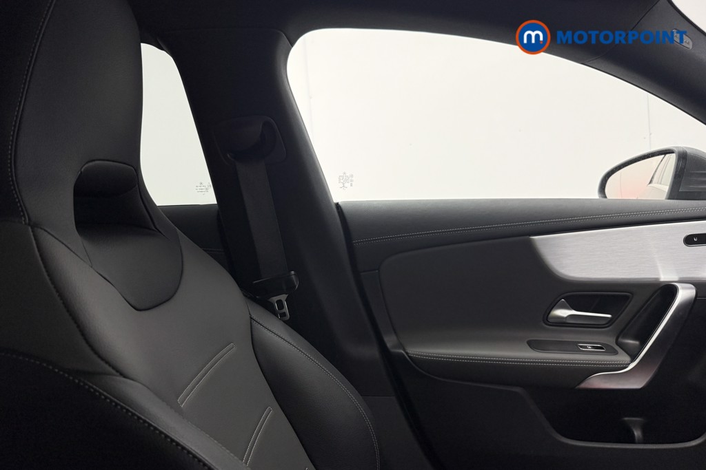 Mercedes-Benz CLA Amg Line Automatic Petrol Coupe - Stock Number (1662468) - 17th supplementary image