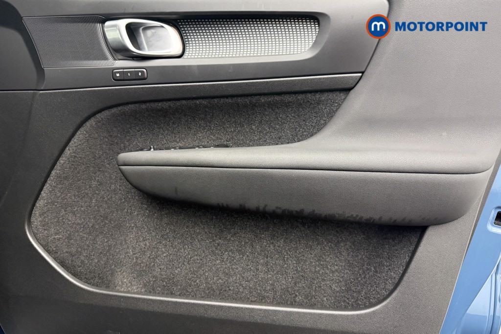 Volvo Xc40 Plus Automatic Petrol SUV - Stock Number (1666574) - 18th supplementary image