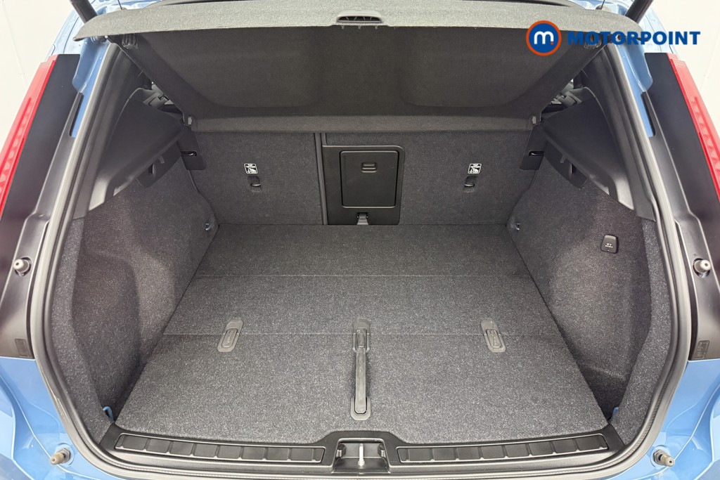 Volvo Xc40 Plus Automatic Petrol SUV - Stock Number (1666574) - 23rd supplementary image