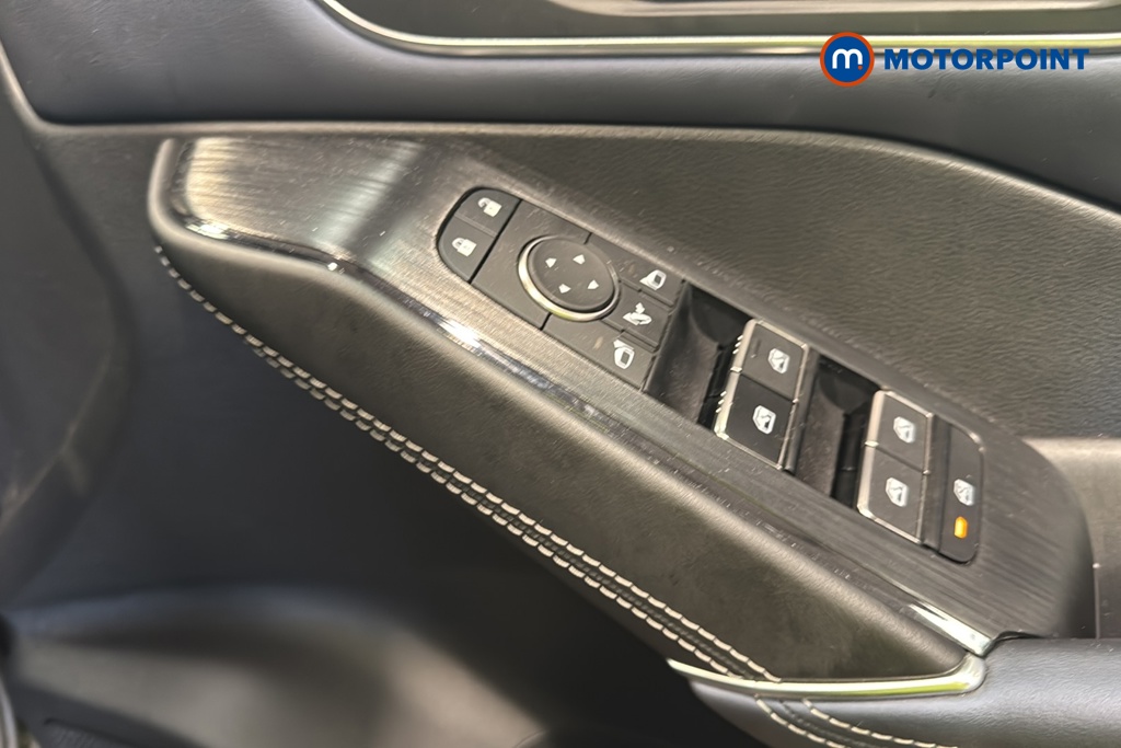 Nissan Qashqai Tekna Automatic Petrol-Electric Hybrid SUV - Stock Number (1669881) - 19th supplementary image