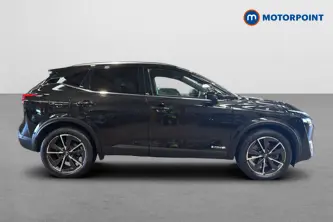 Nissan Qashqai Tekna Automatic Petrol-Electric Hybrid SUV - Stock Number (1669881) - Passenger side