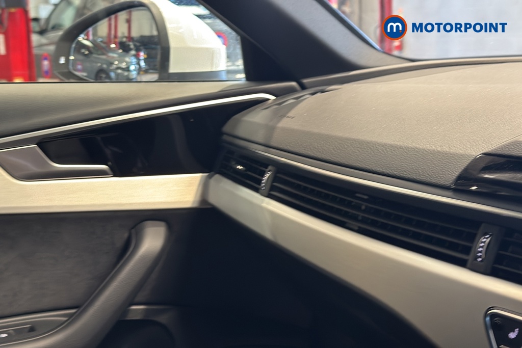 Audi A4 S Line Automatic Petrol Estate - Stock Number (1670163) - 993rd supplementary image