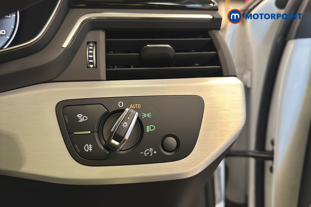 Audi A4 S Line Automatic Petrol Estate - Stock Number (1670163) - 11th supplementary image
