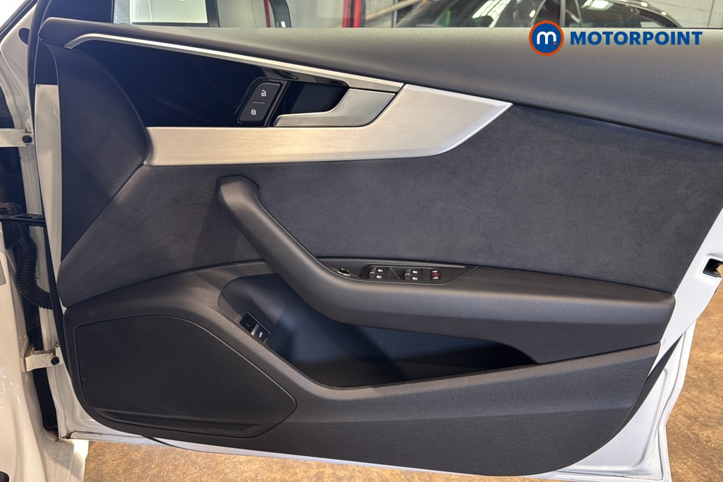 Audi A4 S Line Automatic Petrol Estate - Stock Number (1670163) - 18th supplementary image