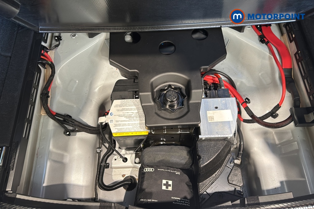Audi A4 S Line Automatic Petrol Estate - Stock Number (1670163) - 33rd supplementary image