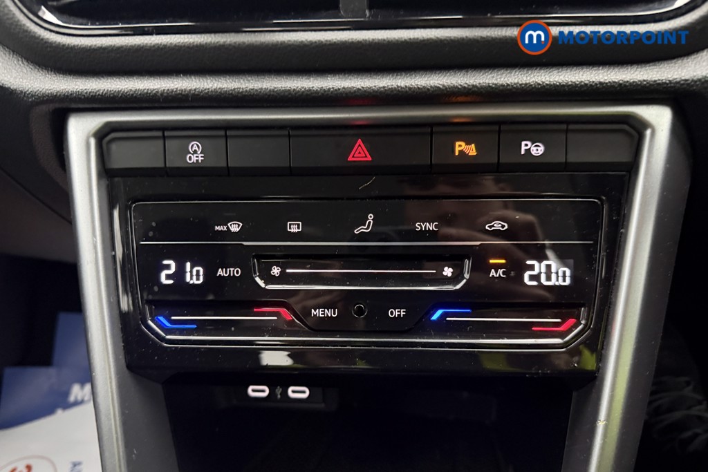 Volkswagen T-Roc Life Manual Petrol SUV - Stock Number (1670668) - 11th supplementary image