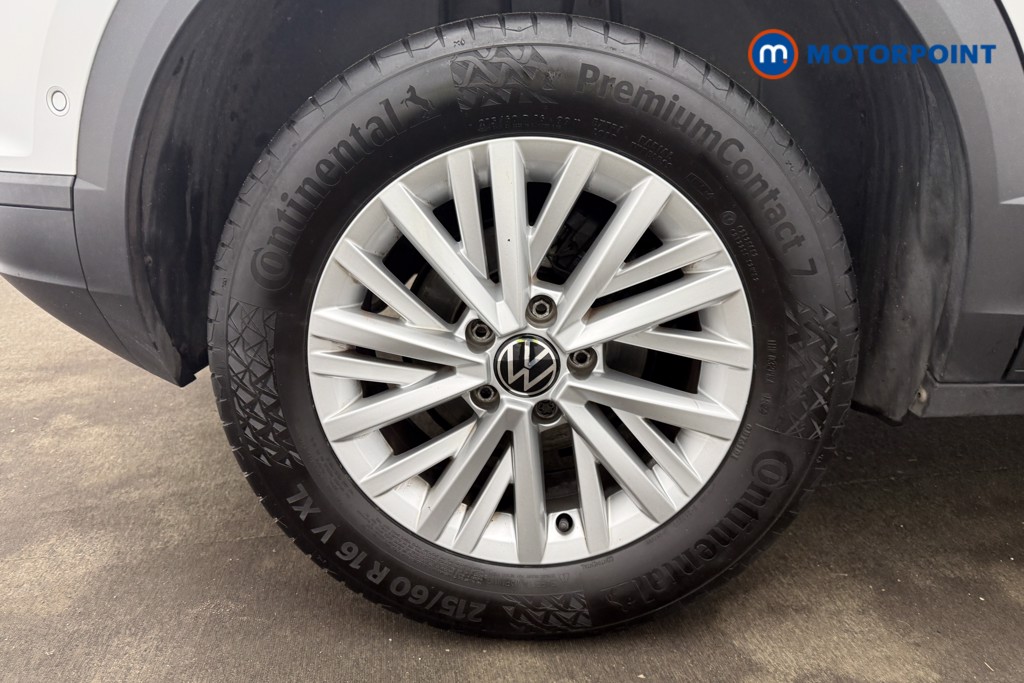 Volkswagen T-Roc Life Manual Petrol SUV - Stock Number (1670668) - 31st supplementary image